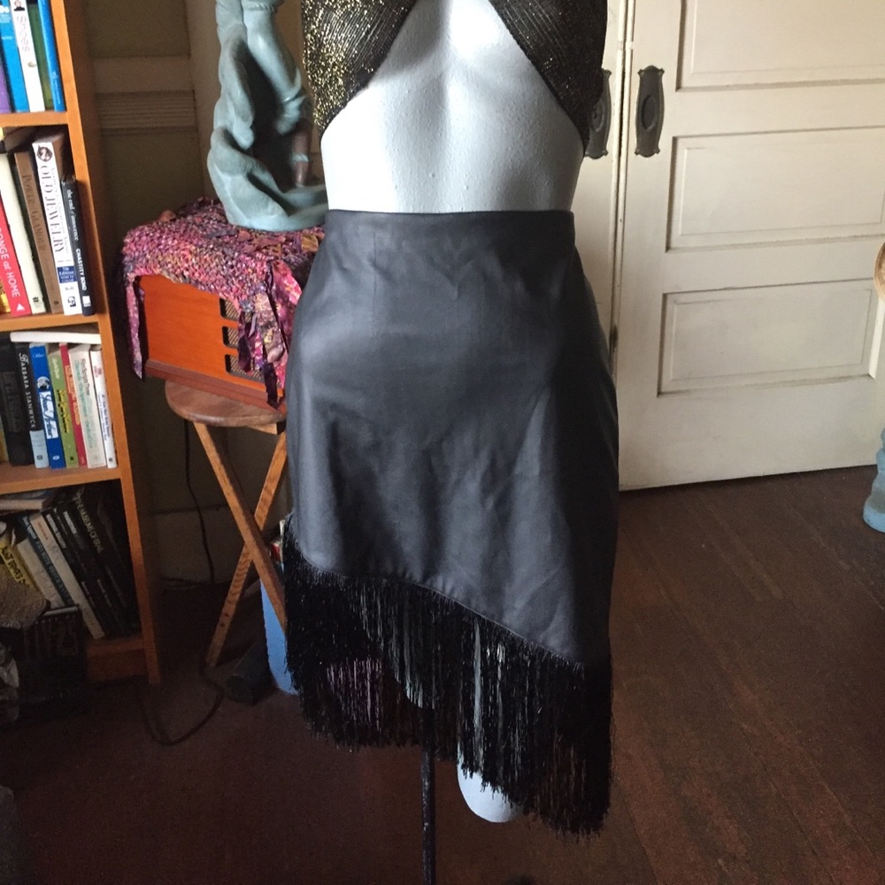 Express  NWT black fringe